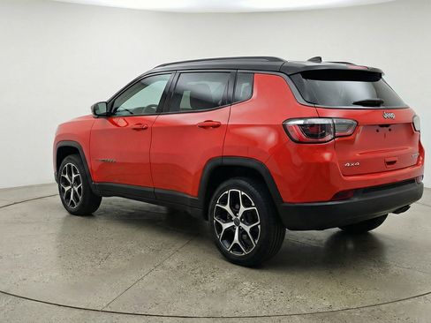 Used 2025 Jeep Compass Limited AWD/4WD image 6