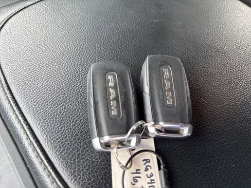 Used 2024 RAM 2500 Big Horn image 32