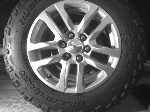 Used 2021 Chevrolet Silverado 1500 LT RWD image 13