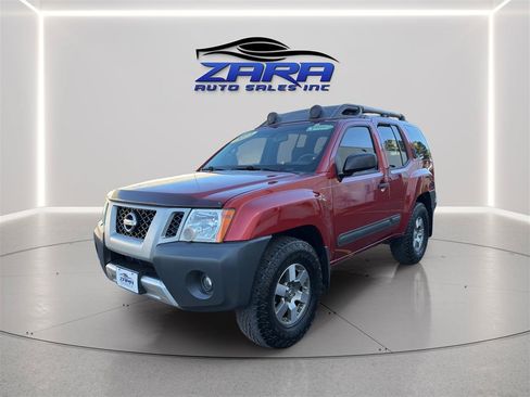 Used 2013 Nissan Xterra PRO-4X AWD/4WD image 3