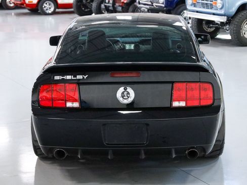 Used 2007 Ford Mustang Shelby GT500 RWD image 6