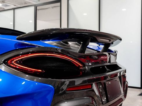 Used 2019 McLaren 600LT RWD image 29