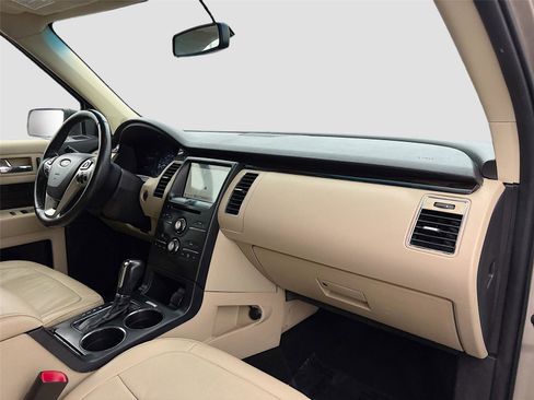 Used 2018 Ford Flex SEL w/ Equipment Group 202A image 32