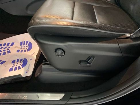 Used 2020 Jeep Grand Cherokee Overland image 25