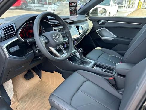 New 2025 Audi Q3 2.0T Premium image 10