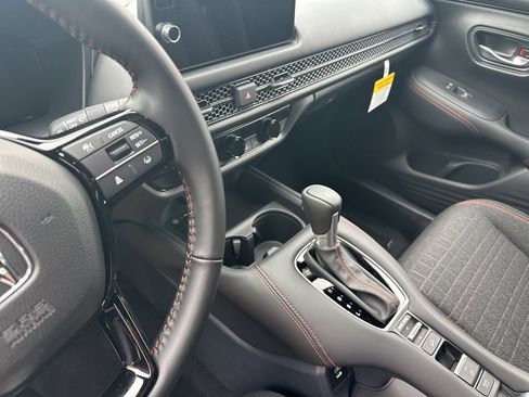 New 2026 Honda HR-V Sport image 9