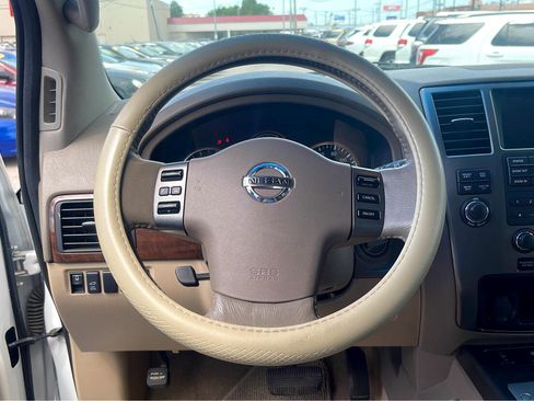 Used 2011 Nissan Armada Platinum image 18
