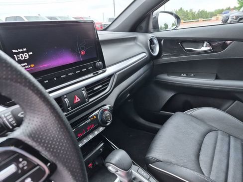 Used 2023 Kia Forte GT-Line w/ GT-Line Premium Package FWD image 23