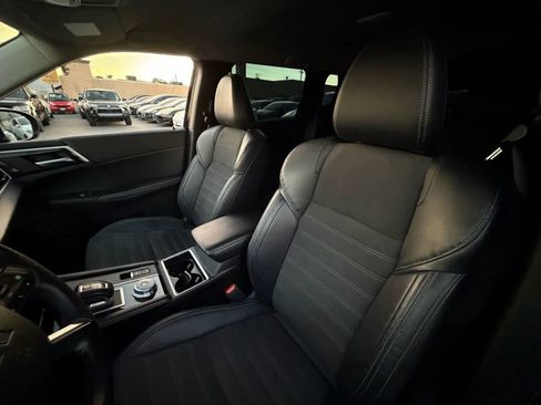 Used 2023 Mitsubishi Outlander ES image 16