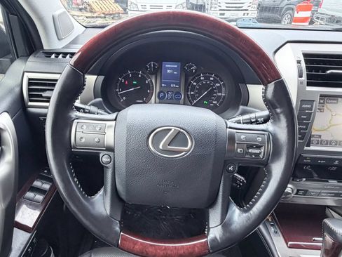 Used 2018 Lexus GX 460 Premium w/ Premium Package AWD/4WD image 26