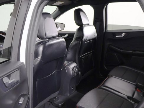 Used 2023 Ford Escape ST-Line image 23