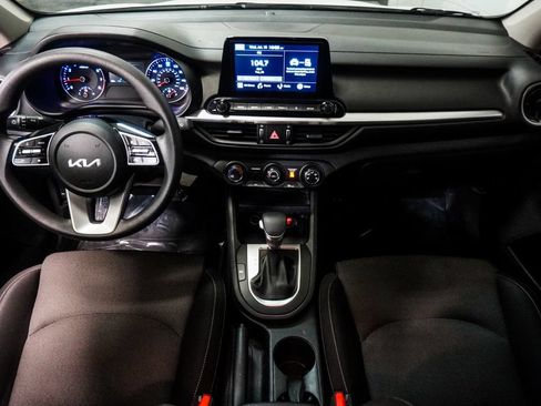 Used 2024 Kia Forte LXS FWD image 10
