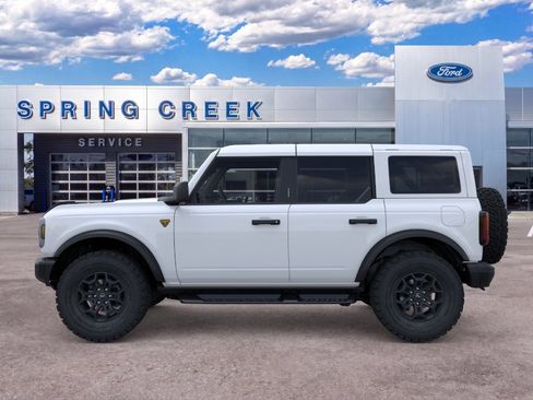 New 2026 Ford Bronco Badlands AWD/4WD image 2