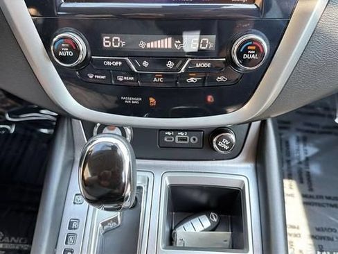 Used 2024 Nissan Murano SV w/ SV Midnight Edition Package AWD/4WD image 16