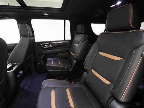 Used 2023 GMC Yukon XL AT4 w/ AT4 Premium Plus Package image 21