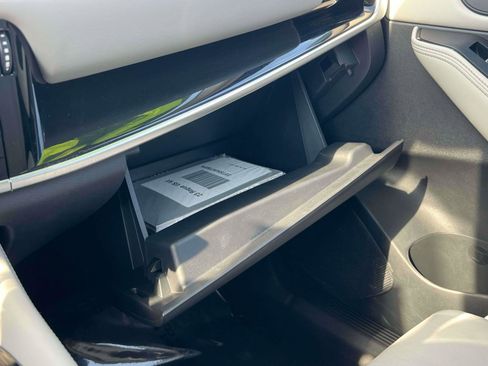 Used 2023 Nissan Rogue SL w/ SL Premium Package image 11