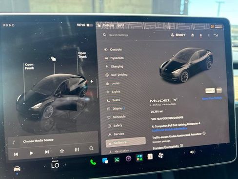 Used 2025 Tesla Model Y Long Range RWD image 11