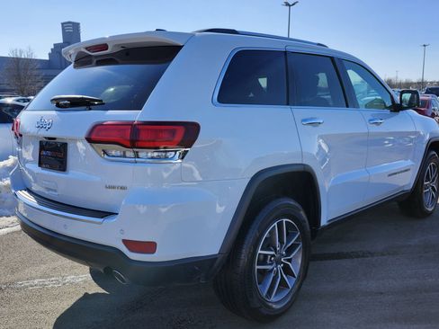 Used 2022 Jeep Grand Cherokee Limited image 19