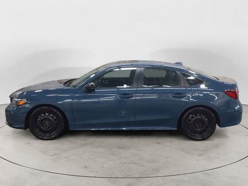 Used 2025 Honda Civic Sport Touring image 2