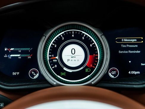 Used 2019 Aston Martin DB11 Volante image 44