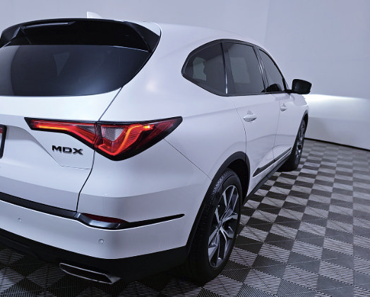 Used 2024 Acura MDX w/ Technology Package FWD image 11