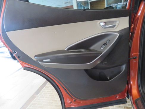 Used 2015 Hyundai Santa Fe Sport 2.0T w/ Option Group 05 image 17