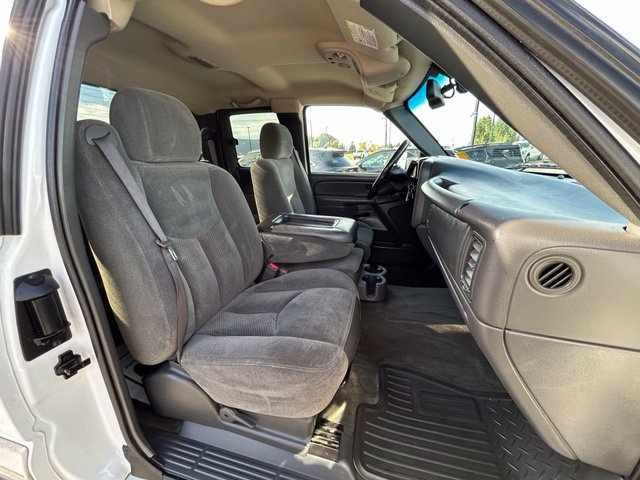 Used 2004 Chevrolet Silverado 2500 LS RWD image 29