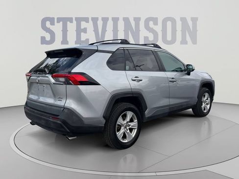 Used 2021 Toyota RAV4 XLE w/ Convenience Package AWD/4WD image 5