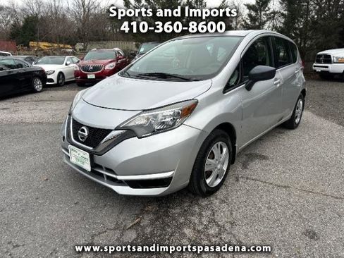 Used 2018 Nissan Versa Note S image 1