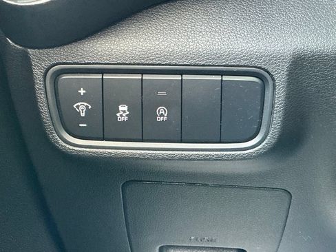 Used 2024 Kia Soul LX w/ Option Group 015 FWD image 34