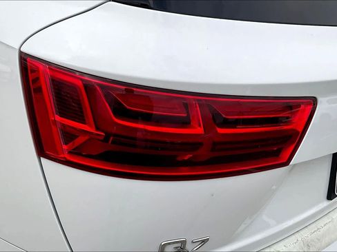 Used 2017 Audi Q7 3.0T Premium Plus image 26