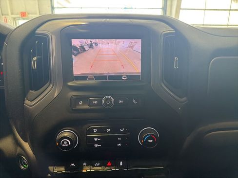 Used 2024 Chevrolet Silverado 1500 Custom image 11