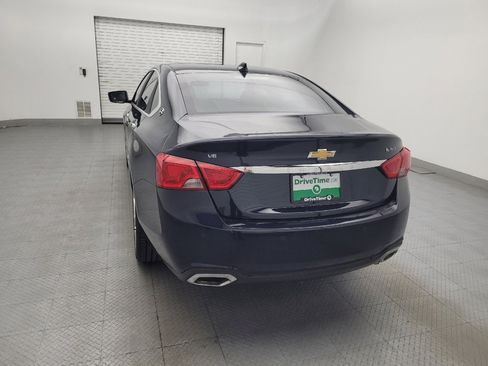 Used 2018 Chevrolet Impala Premier w/ Premier Convenience Package FWD image 6