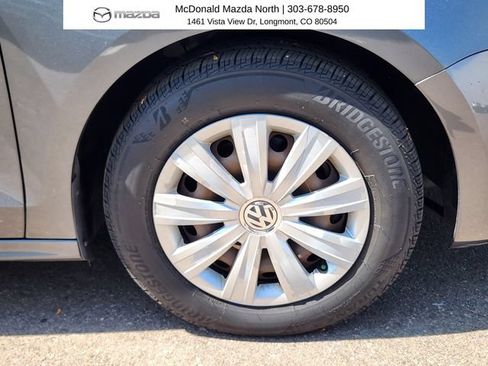 Used 2011 Volkswagen Jetta S FWD image 15