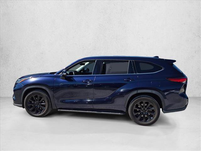 Used 2021 Toyota Highlander XLE FWD image 8