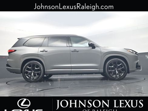 New 2026 Lexus TX 500h AWD image 20