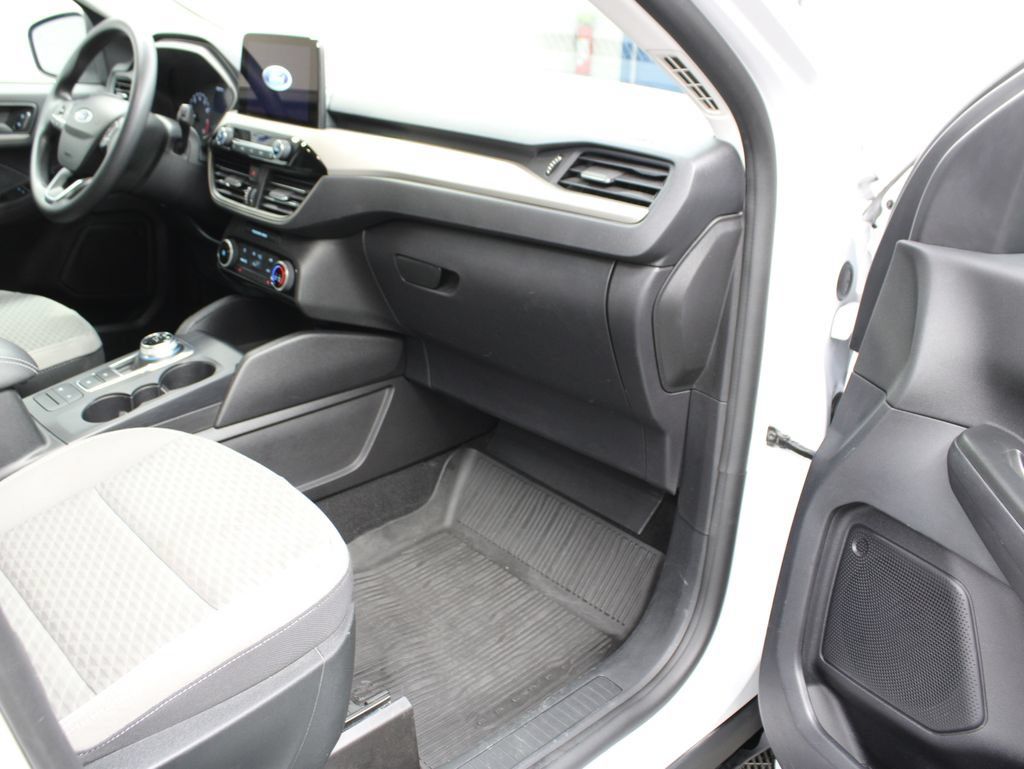 Used 2022 Ford Escape SE AWD/4WD image 32