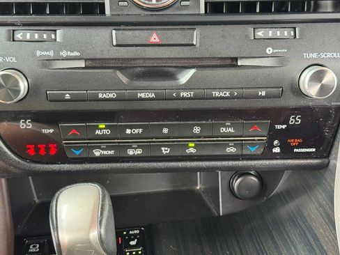 Used 2019 Lexus RX 350 FWD w/ Premium Package image 28