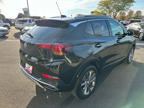 Used 2020 Buick Encore GX Essence w/ Experience Buick Package image 7