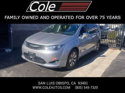 Used 2018 Chrysler Pacifica Limited w/ Advanced Safetytec Group