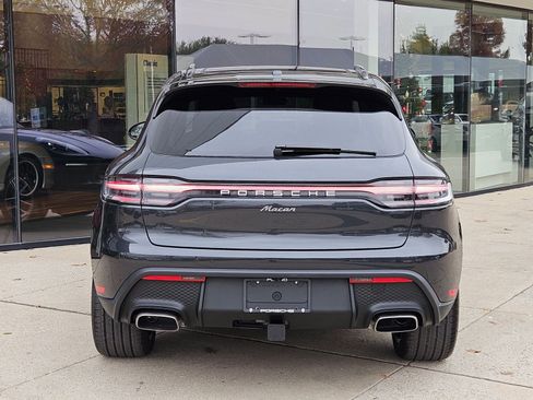 New 2026 Porsche Macan image 10