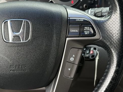 Used 2011 Honda Odyssey Touring image 15
