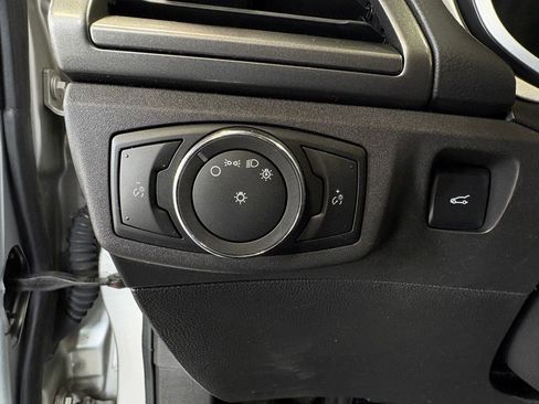 Used 2016 Ford Fusion SE image 21