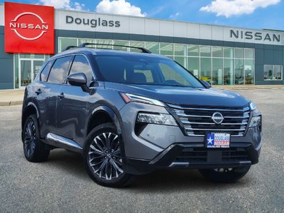 Used 2025 Nissan Rogue Platinum w/ Platinum Premium Package