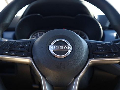 New 2025 Nissan Versa SV w/ Trunk Package image 9