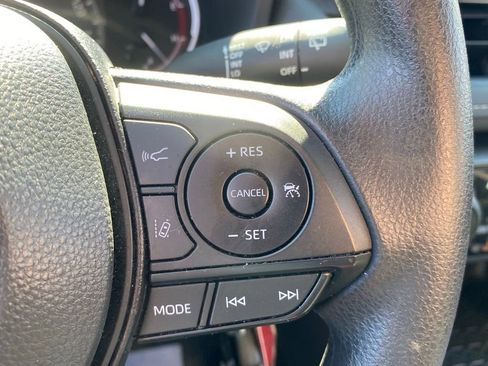Used 2024 Toyota RAV4 LE FWD image 28