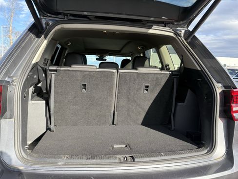 Used 2019 Volkswagen Atlas SEL Premium image 12