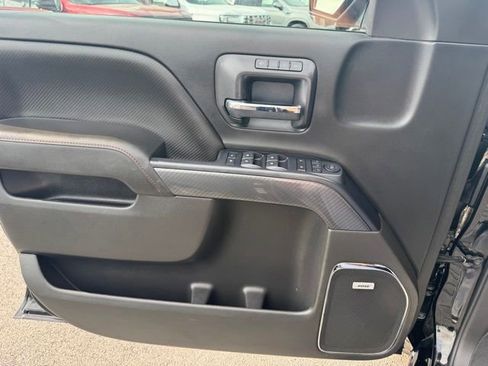 Used 2018 GMC Sierra 1500 SLT AWD/4WD image 16
