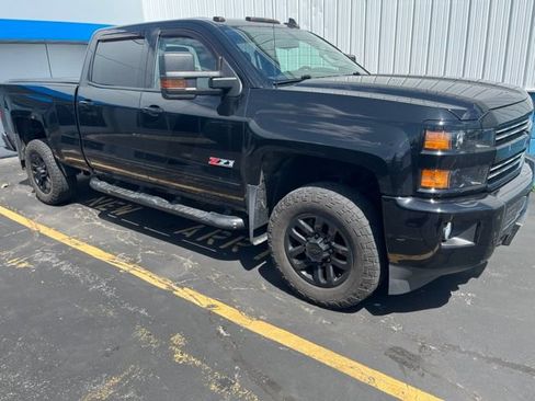 Used 2016 Chevrolet Silverado 2500 LT w/ Midnight Edition AWD/4WD image 1