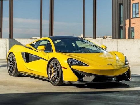 Used 2018 McLaren 570S Coupe RWD image 5